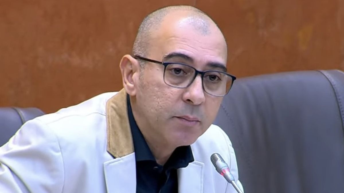 Anggota DPR Usulkan Gerbong Khusus Merokok di Kereta Api