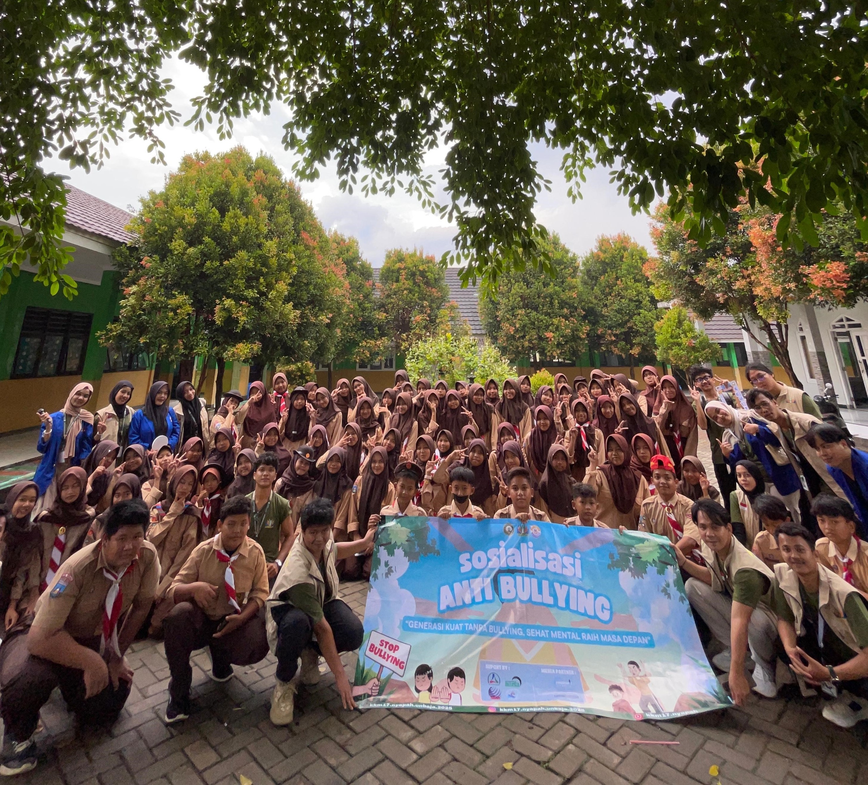 Membentuk Kader Anti-Perundungan, KKM UNBAJA Gandeng Pramuka SMPN 19 Kota Serang