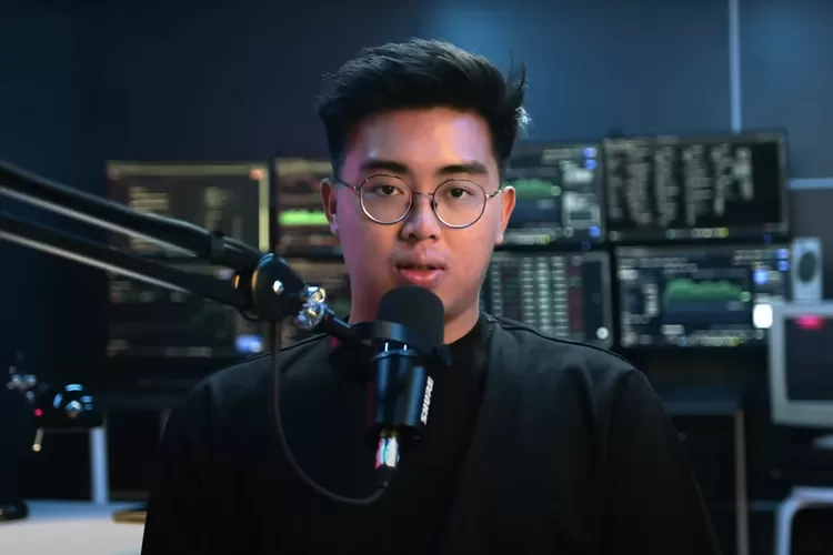 Sekolah Itu Scam? Kontroversi dan Inspirasi Timothy Ronald