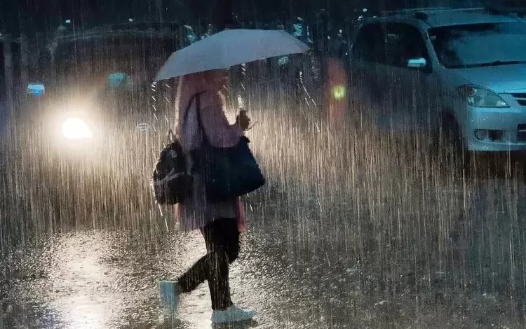 Ramadan di Musim Hujan: Strategi Menjaga Tubuh Tetap Sehat dan Bertenaga